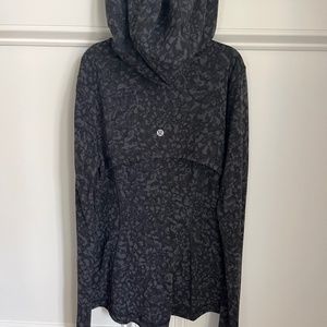 Lululemon sweatshirt